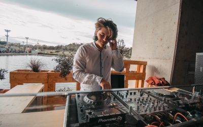Djs para bodas, ¡entra y descubre a nuestros profesionales!